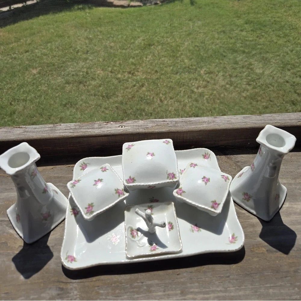 Antique porcelain knolls karlsbad Vanity set from Czechoslovakia.